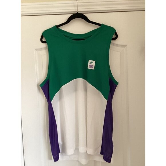 Nike Men’s Dunk Force Starting Five Jersey Size: Large Color: Malachite/White - Picture 4 of 12